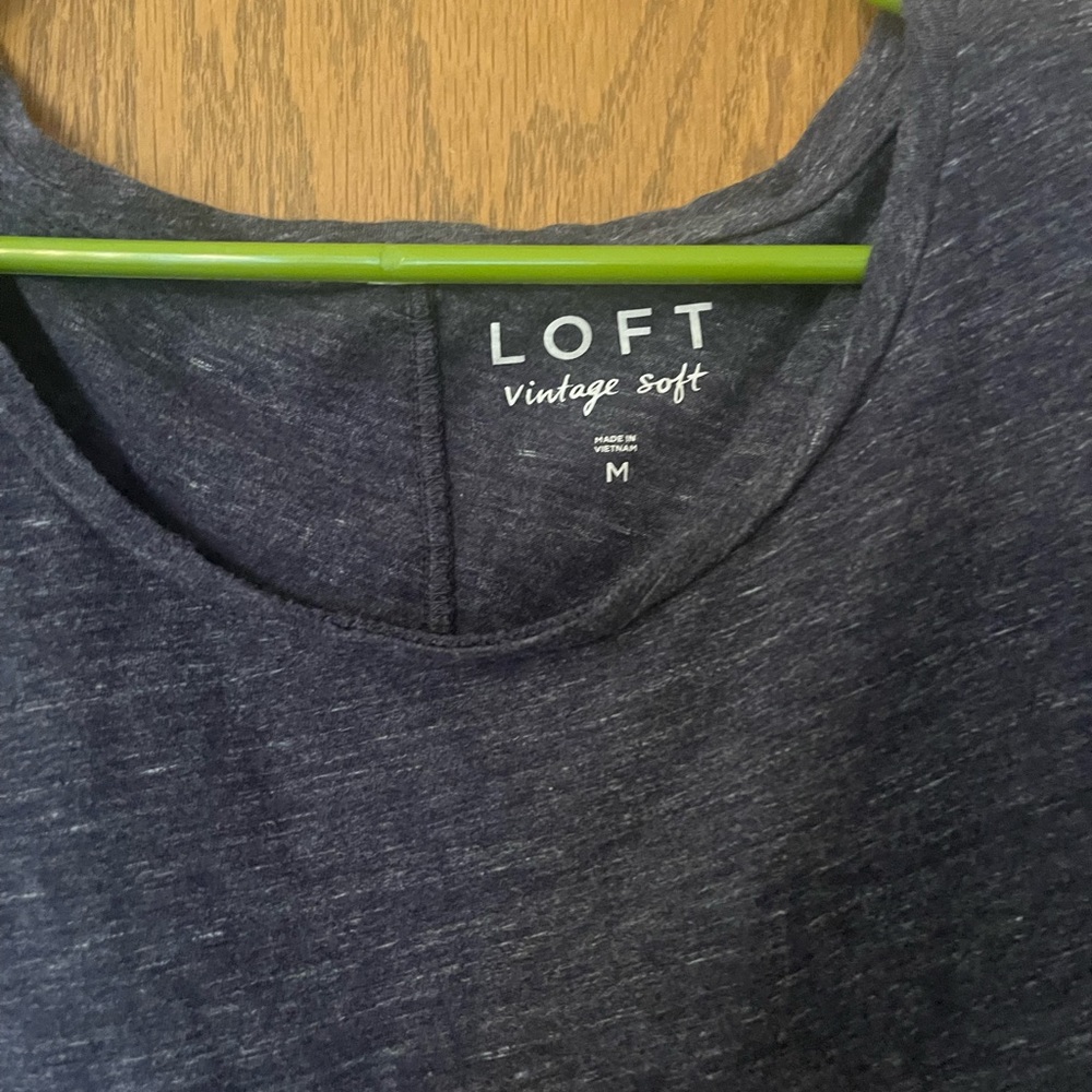 LOFT Shirt ** - Picture 2 of 2